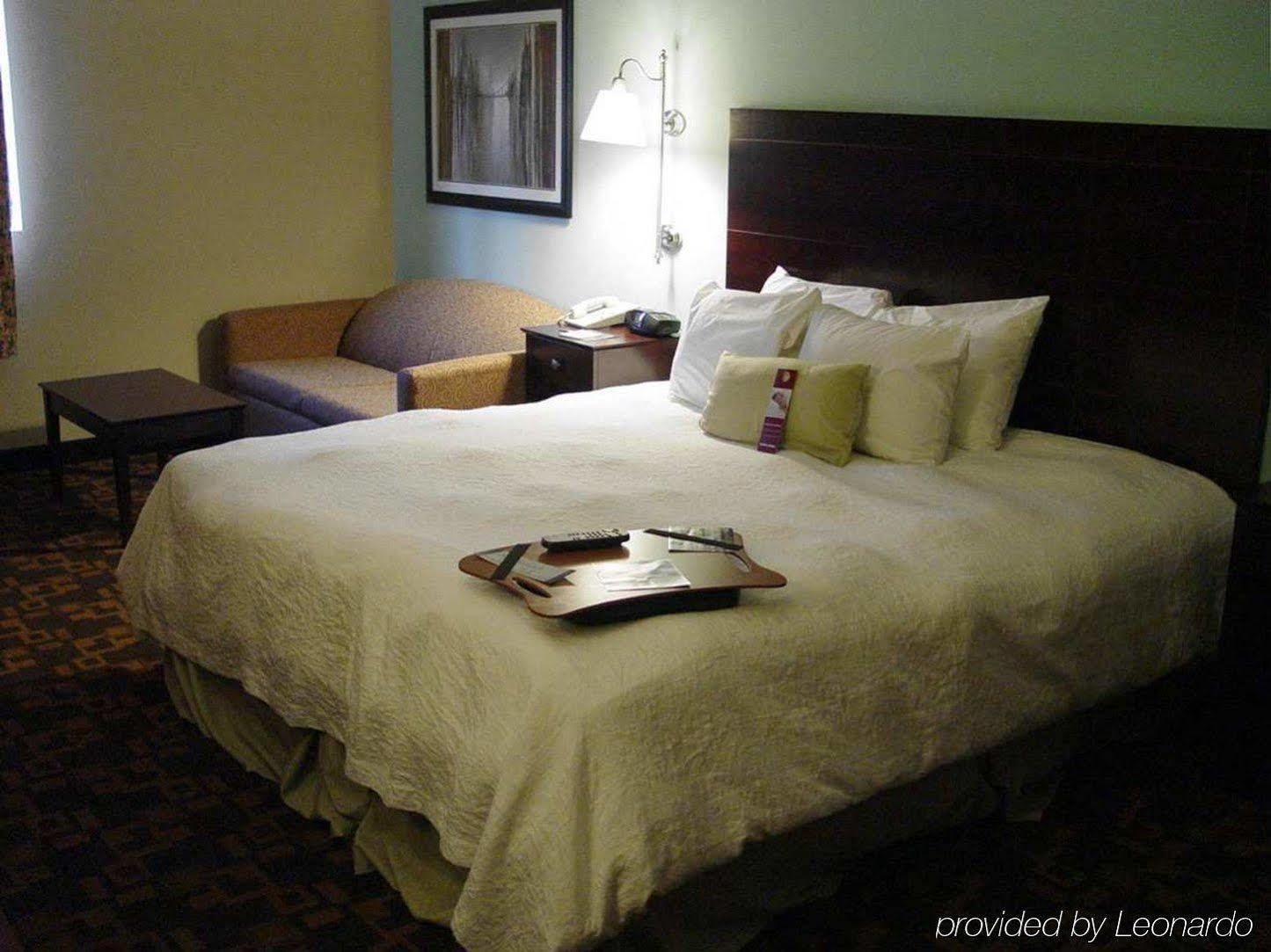 Baymont By Wyndham Saraland Hotel Bagian luar foto